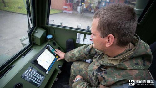 8x6驱动,全轮转向 液气悬挂 装甲驾驶室,利勃海尔g ltm军用起重机真强悍