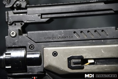 工业美学与想象力的碰撞 《流浪地球》中的步枪与加特林，如何折射中国道具制作巅峰水平？